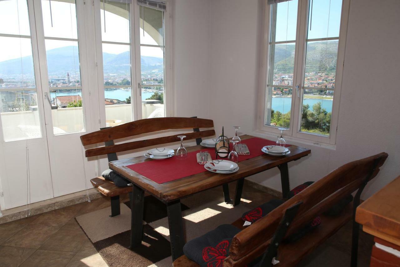 Apartment Poseidon Trogir Exterior photo