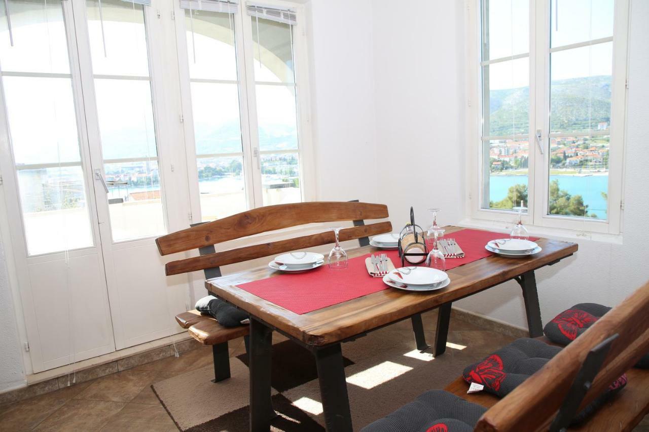 Apartment Poseidon Trogir Exterior photo